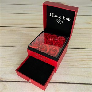 جعبه سورپرایزی ۹ گل زرشکی