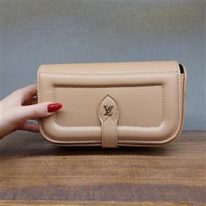 کیف Lv دوشی