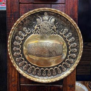 دیوارکوب برنجی منشور کوروش کبیر