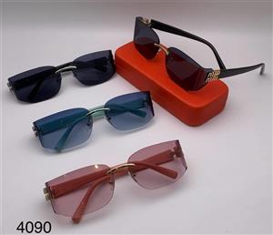 عینک افتابی  زنانه miumiu