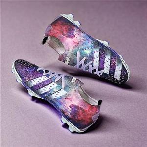 کفش فوتبال آدیداس پردیتور فریک کهکشانیAdidas Predator Freak