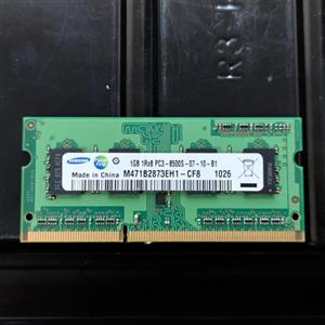 رم لپ تاپ سامسونگ تک کاناله مدل 10600s فرکانس 1333 مگاهرتز DDR3 تایمینگ CL7 حافظه 1 گیگابایت