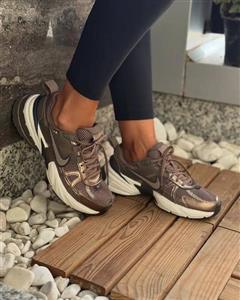 کتونی دخترانه نایکی وی تو کی ران  nike v2k run