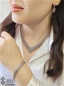 سرویس نقره تراش بدون نگین GT110؛ با طراحی تمام‌تراش و کاملاً مشابه طلا