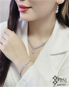 سرویس نقره GT135 با نگین‌های برلیان – شیک، زنانه و مناسب عروس 