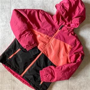 کاپشن حرفه ای ۱۰ تا ۱۲ سال crivit