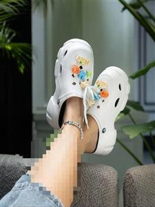 کراکس زنانه بنیتا