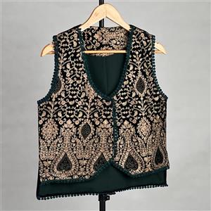 جلیقه زنانه مدل مخمل گلدوزی سنتی کد AK1574