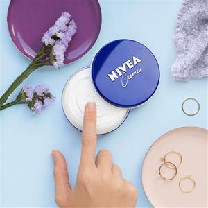 کرم مرطوب‌کننده نیوآ (NIVEA Creme) – کلاسیک