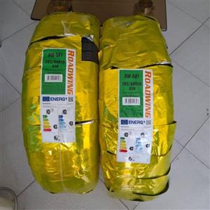 لاستیک خودرو رودوینگ مدل RW-581  سایز 15 / 60 / 205 میلی‌متر تولید سال 2024 - 2 حلقه