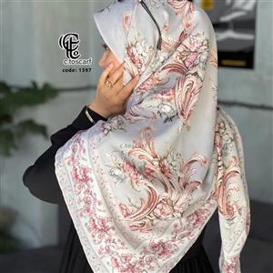 روسری زنانه نخ کاستوم طرح حنا طوسی سیلور ابعاد 140x140 دور چرخ دوز