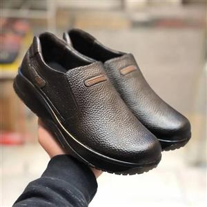 کفش چرم طبی مردانه مدل جانسون سوخته رویه و استر چرم طبیعی کفی طبی زیره پیو سبک ضمانت 6 ماهه