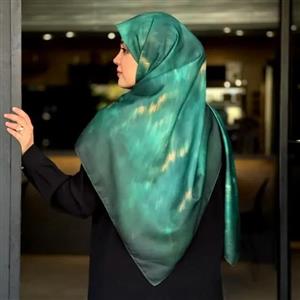 روسری نخ کاستوم طرح یاقوت طرح آذر حاشیه یکنواخت زمینه طرح ریز صورتی