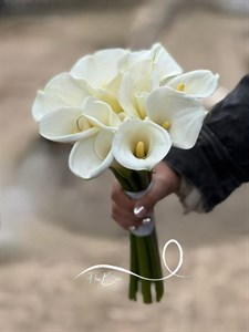 دسته گل شیپوری طبیعی سفید گلفروشی تهران