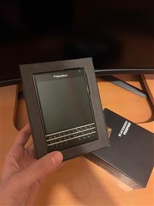 گوشی موبایل بلک بری مدل BlackBerry passport