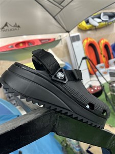 صندل کراکس مدل هایکر کلاسیک رنگ مشکی