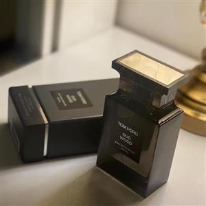 عطر عود وود تام فورد Tom Ford Oud Wood