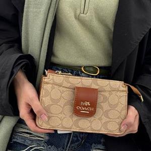 کیف دوشی زنانه COACH مدل 448