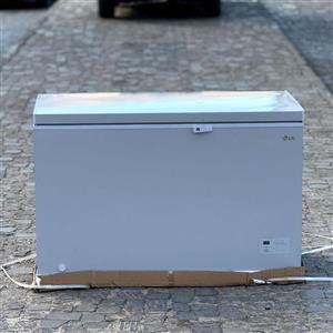 فریزر صندوقی ال جی مدل GCS415SQFG ظرفیت 345 لیتر