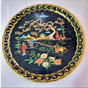 سینی دیوارکویی قدیمی فلزی آنتیک