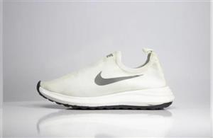 کفش رانینگ زنانه کوئینگ نایک | Queeing nike