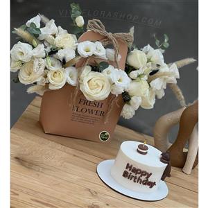 باکس گل و کیک شکوفه ی شکلات