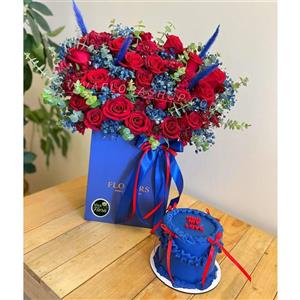 باکس گل و کیک شیرین سرا