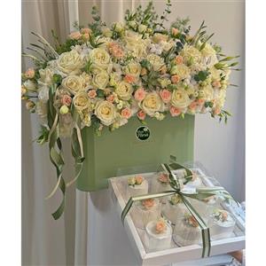 باکس گل و کیک راز سبز