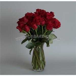 جار گل رز قرمز کلاسیک
