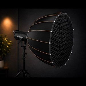 سافت باکس حرفه ای پارابولیک پرتابل  Softbox 70cm همراه با گرید سایز 70 ( قابلیت نصب روی انواع ویدیو لایت ها )