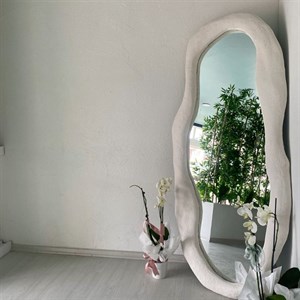 قاب آینه قدی مینیمال دفرمه سبک وابی سابی کد 074