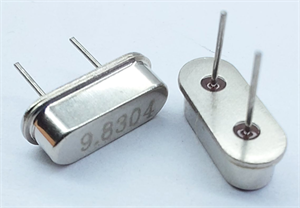 کریستال 9٫8304 مگاهرتز Crystals 9.8304MHZ