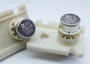 آی سی مبدل AD536JH