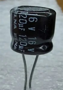Aluminum Electrolytic Capacitors 120UF 16V 7.5*8mm