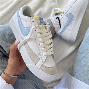 کفش نایکی بلیزر سفید-آبی آسمانی (Nike Blazer)