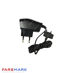 یو آی اف سونی W660