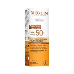 کرم ضدآفتاب بی‌رنگ بیوکسین SPF50 مناسب پوست مستعد لک حجم ۵۰ میلی‌لیتر