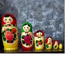 ماتروشکا روسی چوبی
