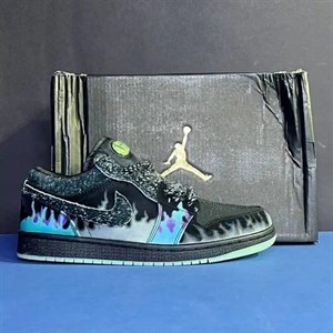 جردن وان هالووین Jordan 1 Halloween Fortune Fly