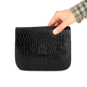 کیف دوشی زنانه رویال چرم کد W81.1 مشکی