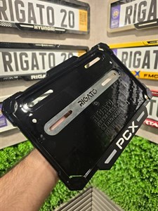 قاب‌پلاک موتور ضد لرزش مشکی پی‌سی‌ایکس(PCX)