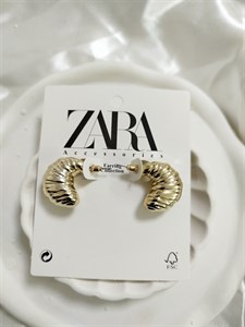 گوشواره کروسان فشن میگو طلایی میگویی استیل آبکاری رادیوم برند زارا Zara خاص و شیک