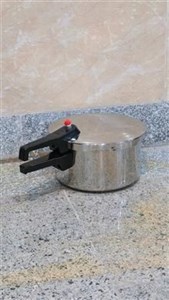 زودپز قدیمی پارس استیل