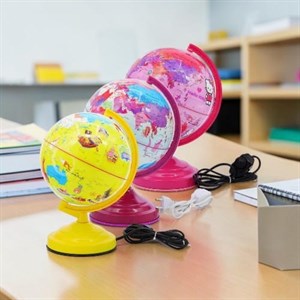 کره جغرافیایی سایز 20 مدل فانتزی پایه فلزی چراغدار ایده