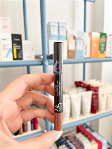 رژ لب مدادی مات  گلدن رز کرایون GOLDE ROSE MATTE LIPSTICK CRAYON