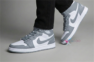 کتونی NIKE JORDAN1 نایک جردن وان ساق دار بزرگپا مردانه ( 7121 )