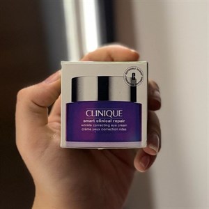 کرم دور چشم Clinique