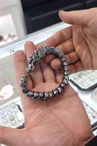 دستبند اژدها جنس استیل رنگ ثابت با ضمانت بازگشت وجه