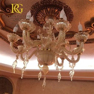 لوستر منحنی کرمی کاسه لاله ای کلاسیک (12 شاخه)