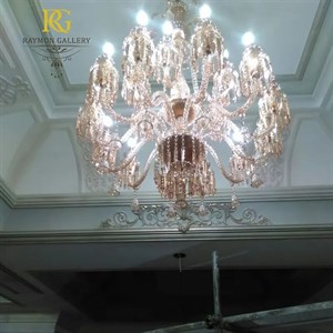 لوستر کریستالی شامپاینی باکارات با طرح تاج نخل (24 شاخه)